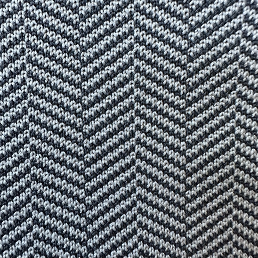 ❌ 🆕 Rothy’s The Universal Pouch - Iron Herringbone - Picture 2 of 16